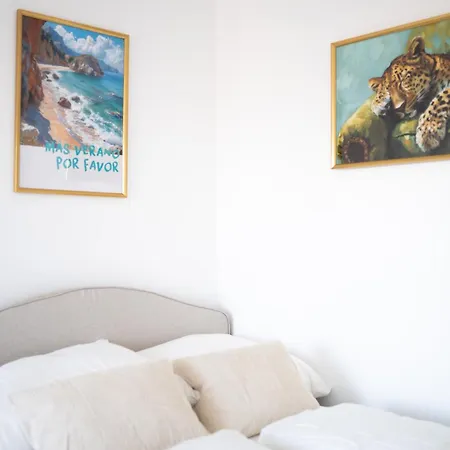 Premium Design With Balcony & Free Parking * Bécs