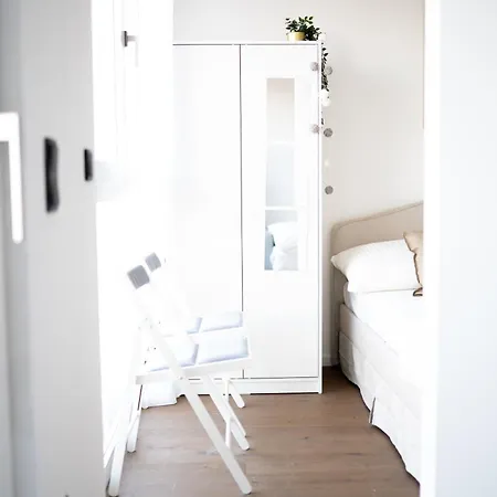 Premium Design With Balcony & Free Parking *