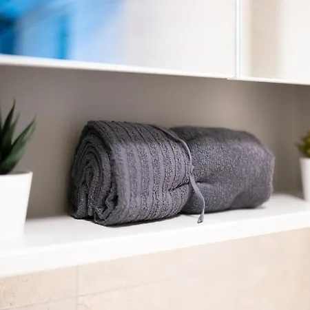 Premium Design With Balcony & Free Parking Apartment Vienna