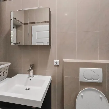 Apartment Studio Apartment *