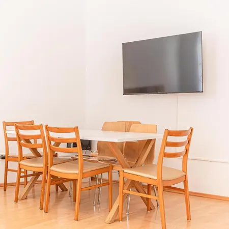 Apartment & Affordable 3br The Haven Vienna