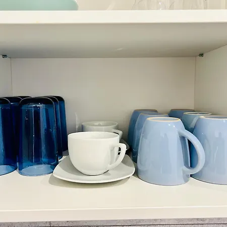Cosy Long Term With Free Parking Apartment