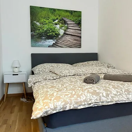 Calm & Sunny With Free Parking Apartment Vienna
