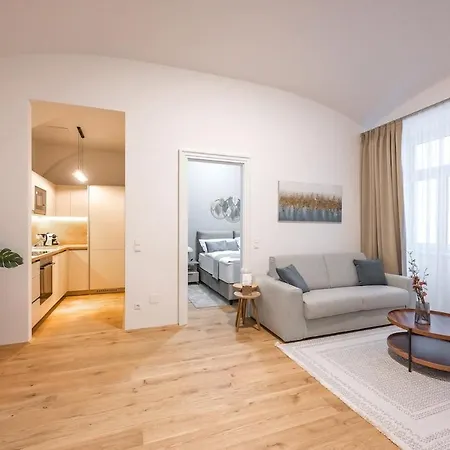 Luxe Apartment