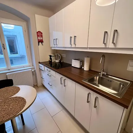 Apartment Stylish 4th-floor In *
