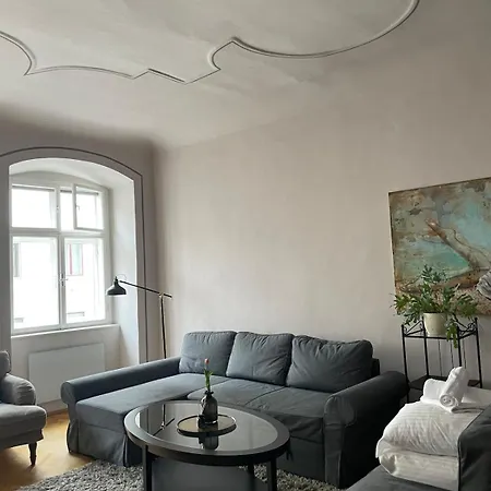 Charming With Two Bedrooms *