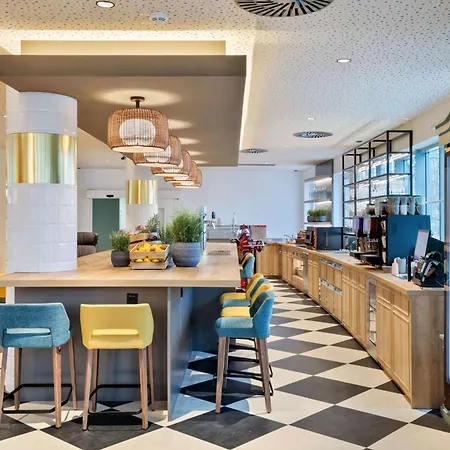 Spark By Hilton Messe Prater Hotel 4*