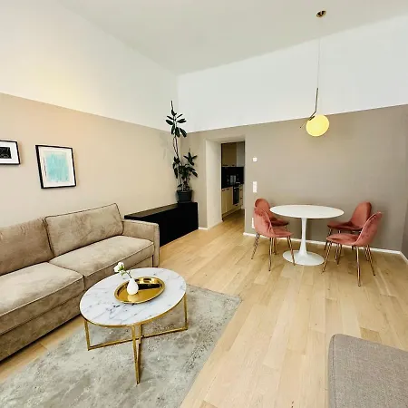 Panda Apartment *