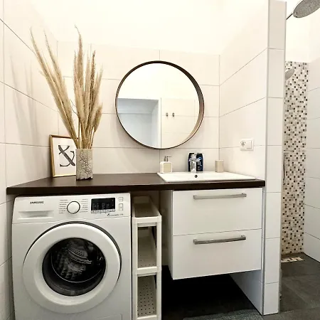 Apartment Panda *