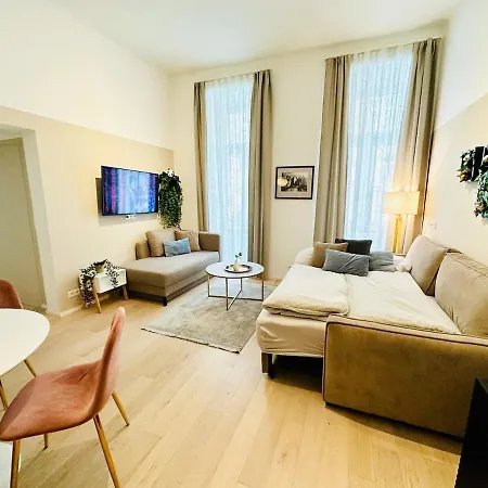 Apartment Panda *
