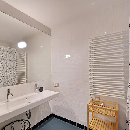 Julius 2 - Duplex 5 Mins To Center Apartment *