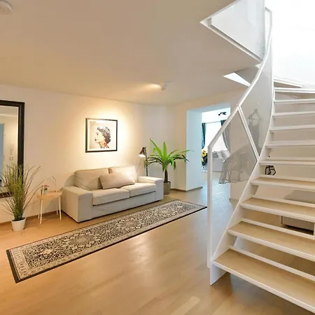 Julius 2 - Duplex 5 Mins To Center Apartment *
