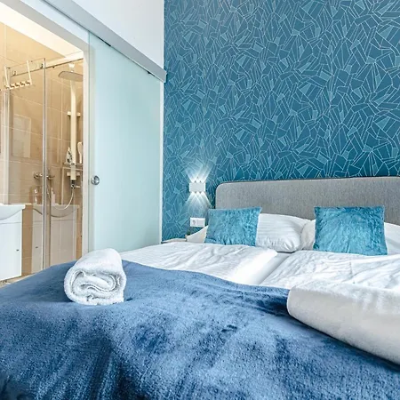 Shopping Paradise 9br Complex Ideal For 22 People * Vienna