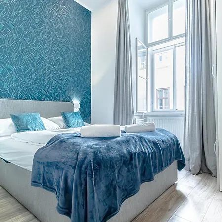 Shopping Paradise 9br Complex Ideal For 22 People Apartment *