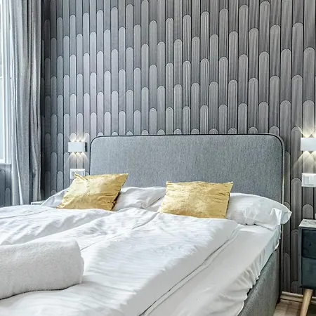 Shopping Paradise 9br Complex Ideal For 22 People Apartment *