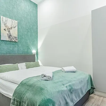 Shopping Paradise 9br Complex Ideal For 22 People *