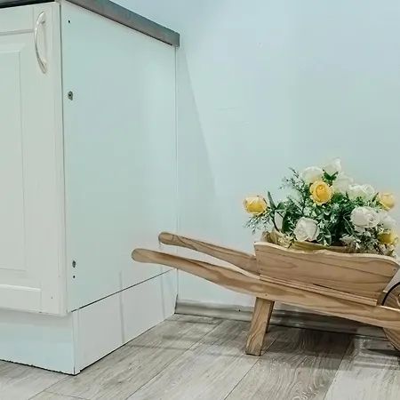 Shopping Paradise 9br Complex Ideal For 22 People Apartment Vienna