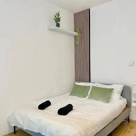 Cosy Stylish Near Center Apartment *