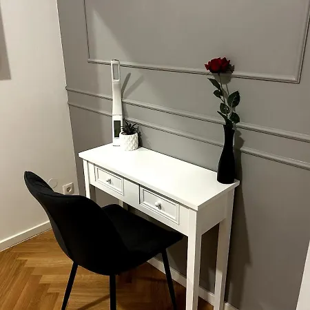 Apartment Gemuetliches Und Zentrales Nest Naehe Stadthalle Vienna
