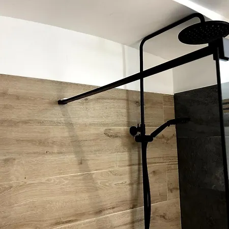 Gemuetliches Und Zentrales Nest Naehe Stadthalle Apartment Vienna