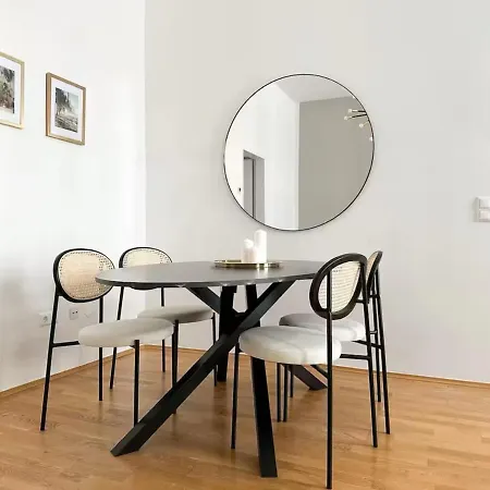 Long Term I 7 Minutes To Inner I At Metro Apartment Vienna