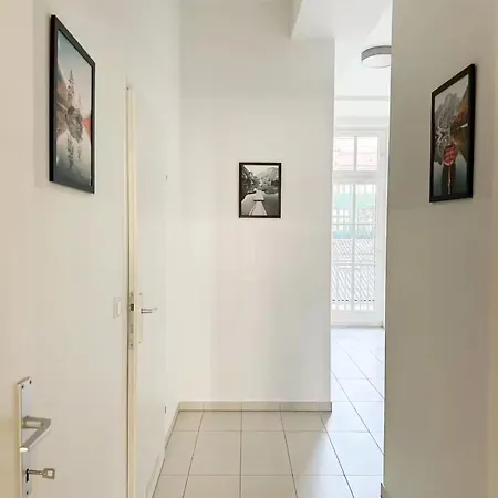Apartment Long Term I 7 Minutes To Inner I At Metro