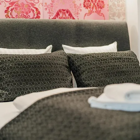 Luxury Designer In Center Of Apartment