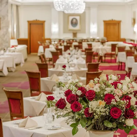 Hotel Stefanie - Vienna's Oldest 4*
