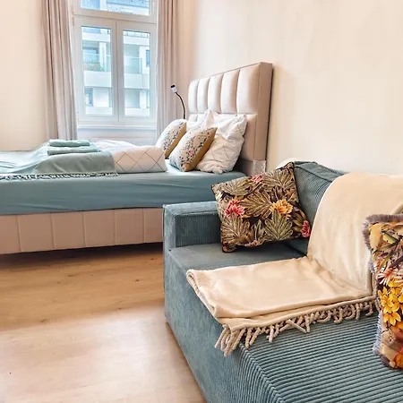 Apartment The Mint - Schoenbrunn Palace *