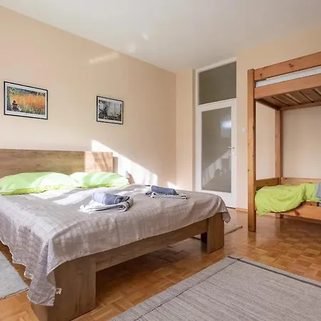 Apartment Krotti Hills *