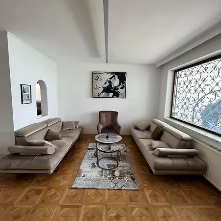 Apartment Aveni *