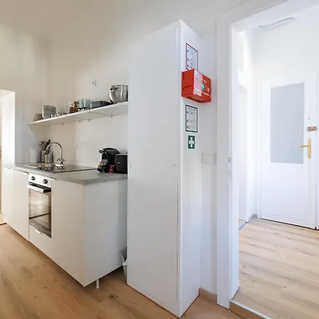- Hauptbahnhof Apartment *