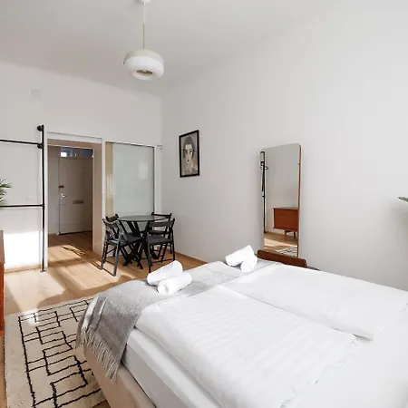- Hauptbahnhof Apartment Vienna