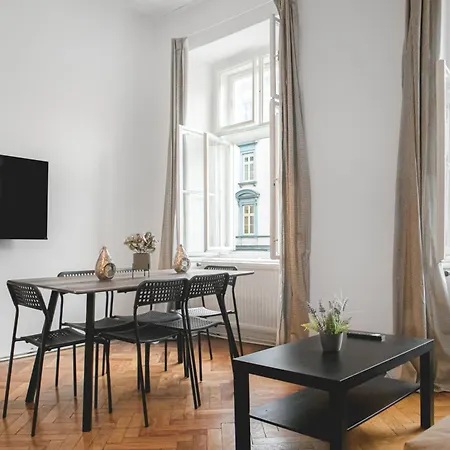 Commodious 3br Apt. Ideal For Families And Friends Apartment Vienna