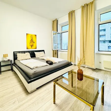 3br For 9p, 10min To Fac Platz *