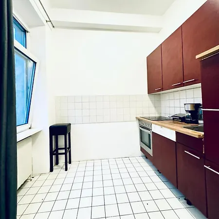 Apartment Comfy 3br In A Shared Apt, 10min To Fac Platz