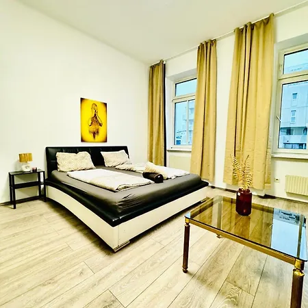 Apartment Comfy 3br In A Shared Apt, 10min To Fac Platz Vienna
