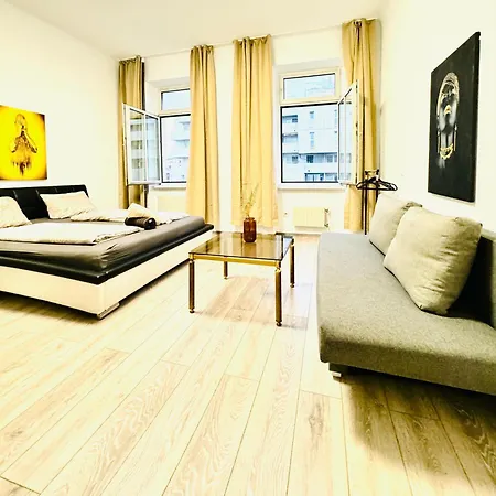 Comfy 3br In A Shared Apt, 10min To Fac Platz *