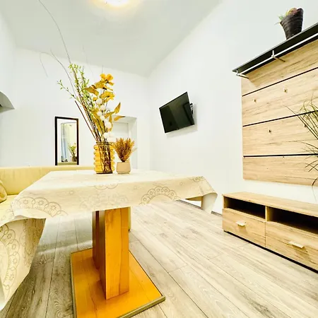 Comfy 3br In A Shared Apt, 10min To Fac Platz Vienna