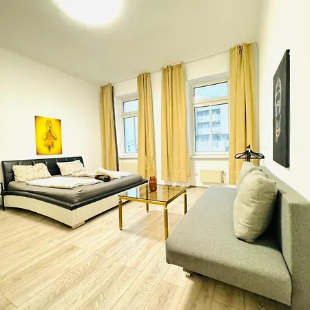 Apartment Comfy 3br In A Shared Apt, 10min To Fac Platz Vienna