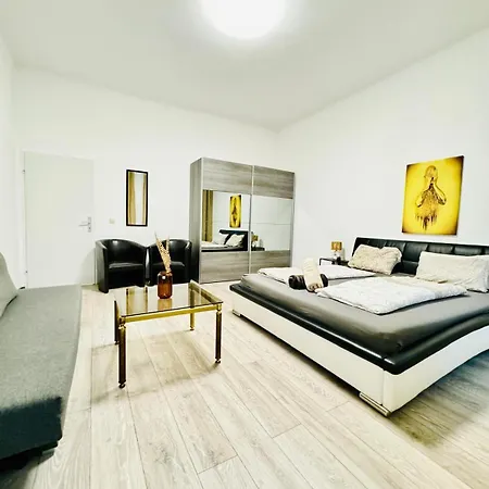 Apartment Comfy 3br In A Shared Apt, 10min To Fac Platz