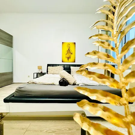 Apartment Comfy 3br In A Shared Apt, 10min To Fac Platz *