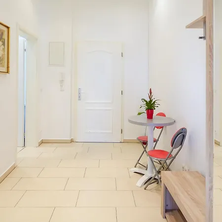 Apartment Che