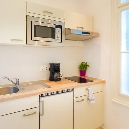 Che Apartment