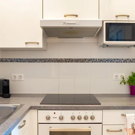 Che Apartment