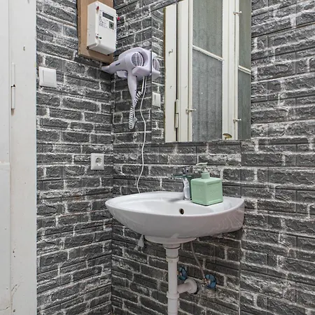 Budget - Near Wiener Stadthalle Ideal For Longstays Apartamento Viena
