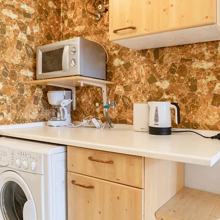 Cheerful 2br - Suitable For Longstays