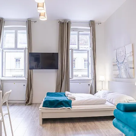 Trendy Free Coffee - Wiener Stadthalle Apartment Vienna