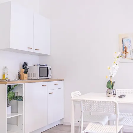 Trendy Free Coffee - Wiener Stadthalle Apartment *