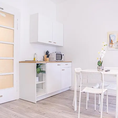 Apartment Trendy Free Coffee - Wiener Stadthalle Vienna